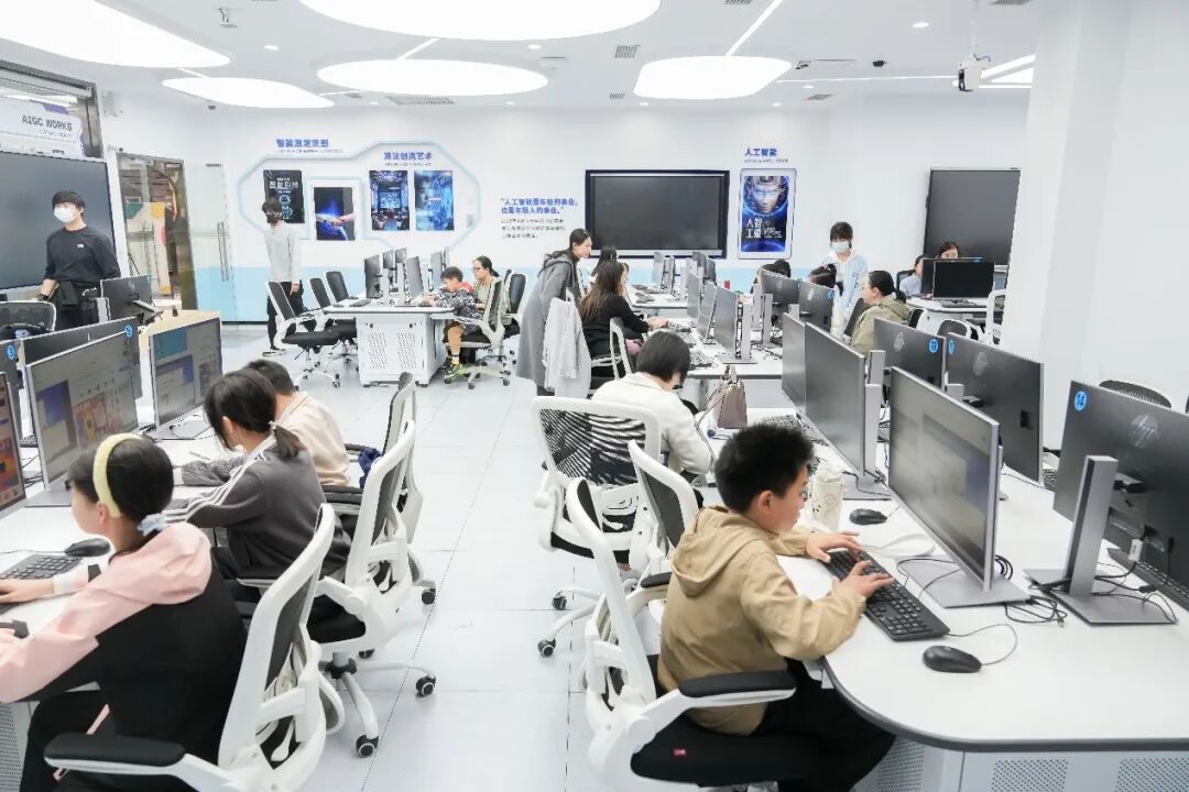 南湖职院2026职业体验日 多元职业探秘，实践与思政相融